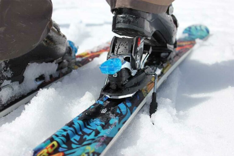 Long Skis vs Short Skis What Makes Them Different? XC Skiing