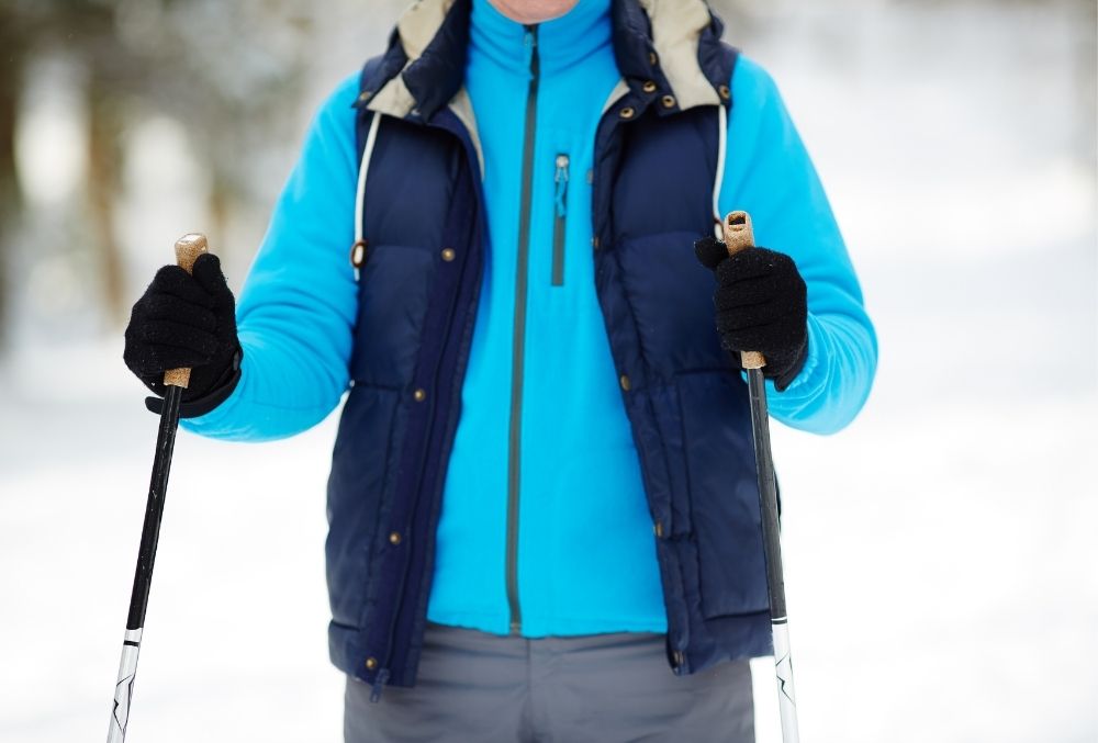 the-real-difference-between-ski-and-snowboard-clothes